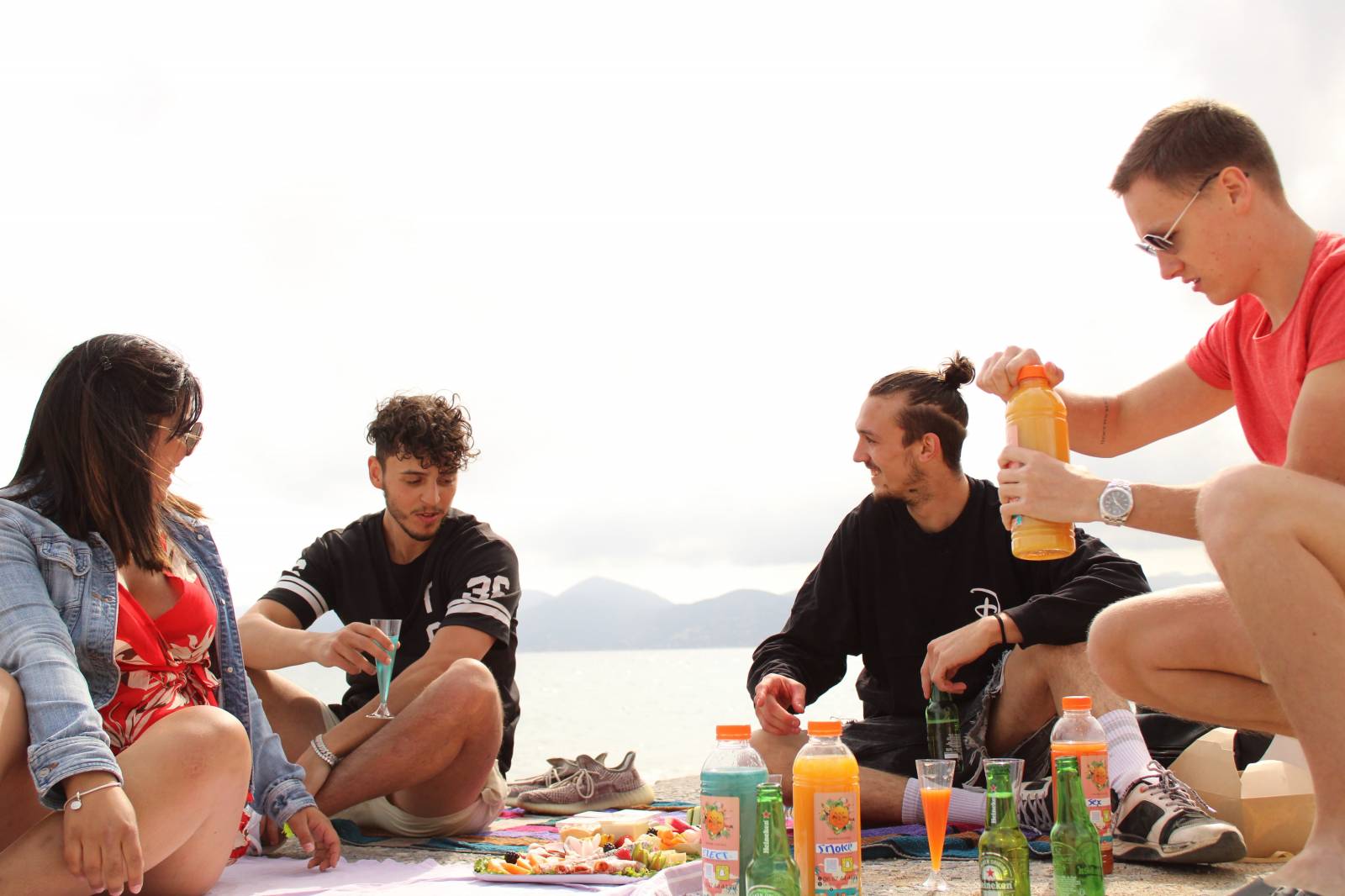 Le bar et vous, service livraison alcools à domicile à CANNES