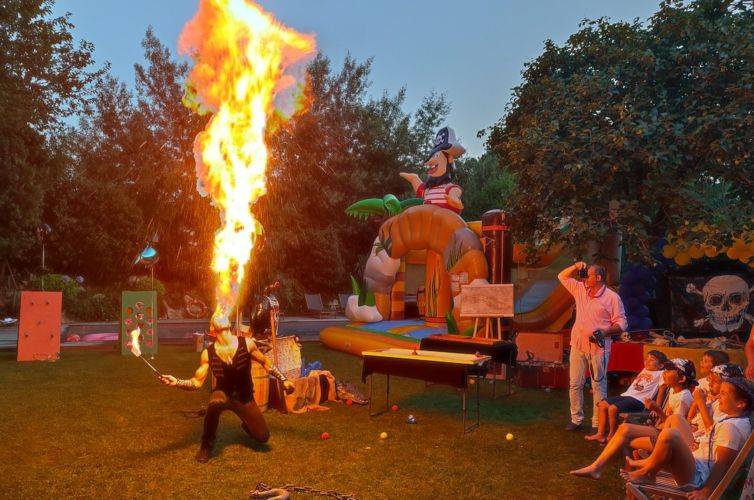 Le bar et vous, livraison cocktail à domicile à cannes, Angelico barman à domicile cannes 