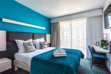 L'Hôtel *** , en plein centre de Cannes, Le Jardin Croisette, vous souhaites un bon séjour !